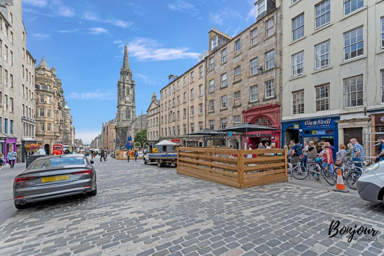 Old Town Spacious 5Br-2Ba, Near Royal Mile By Bonjour Residences Edinburgh Bagian luar foto