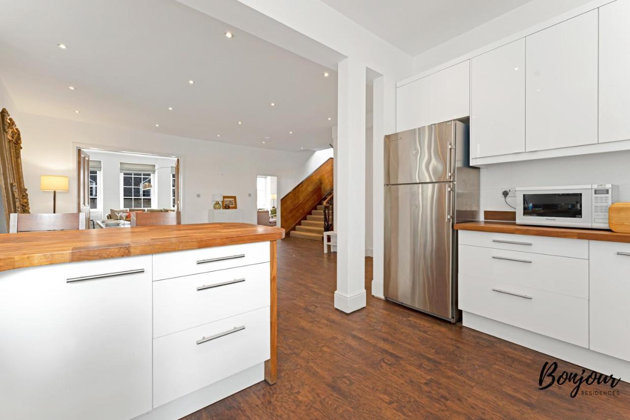 Old Town Spacious 5Br-2Ba, Near Royal Mile By Bonjour Residences Edinburgh Bagian luar foto