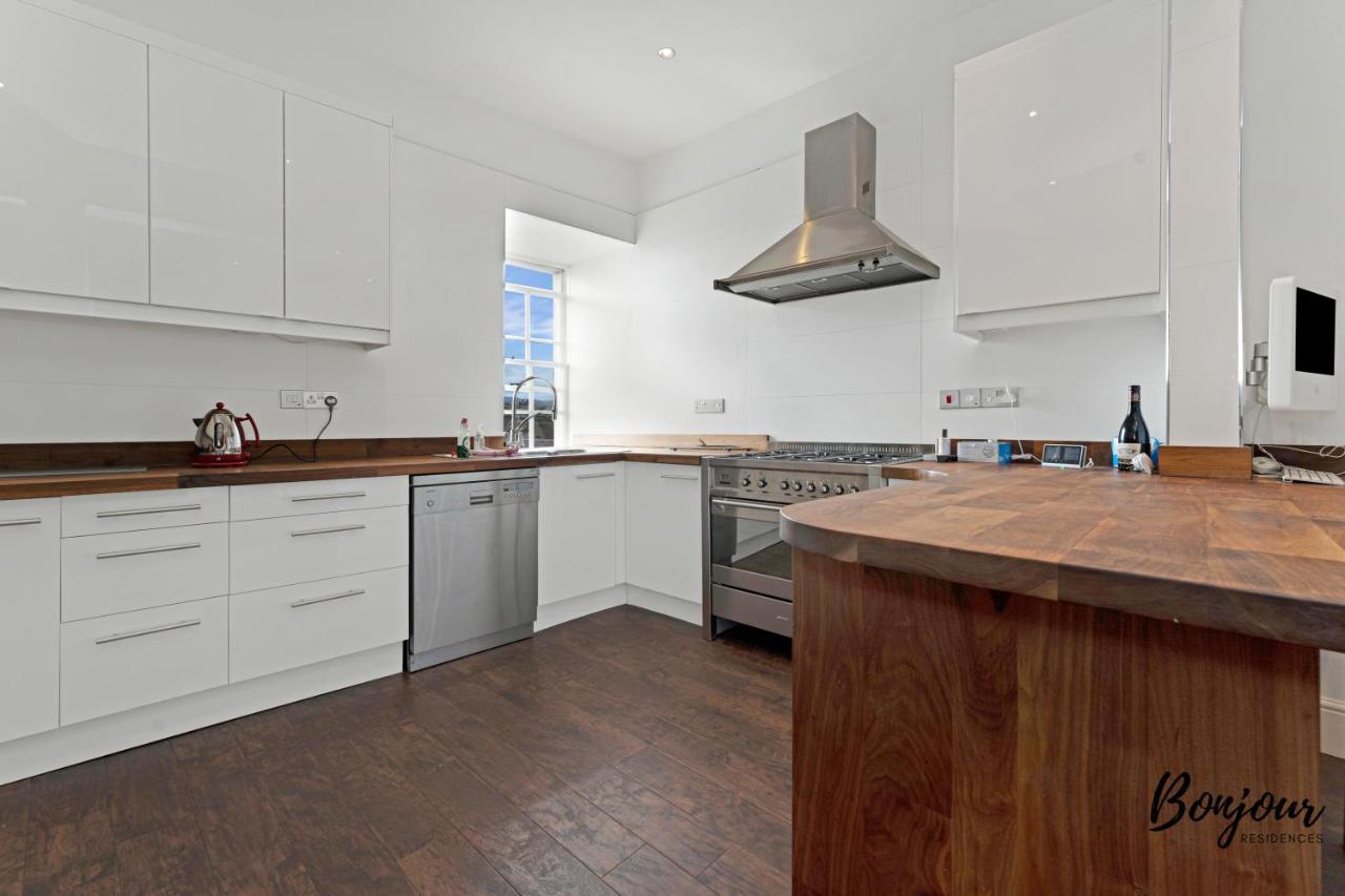 Old Town Spacious 5Br-2Ba, Near Royal Mile By Bonjour Residences Edinburgh Bagian luar foto