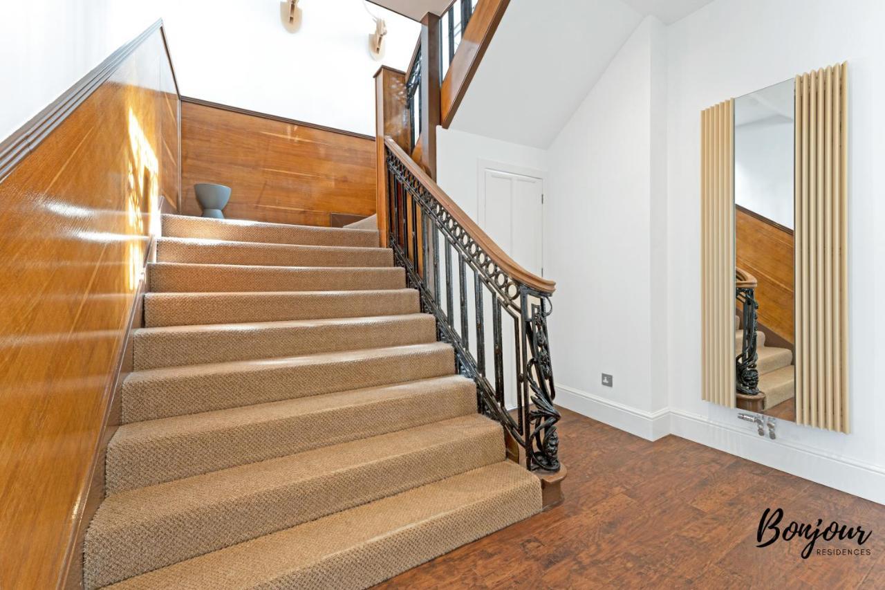 Old Town Spacious 5Br-2Ba, Near Royal Mile By Bonjour Residences Edinburgh Bagian luar foto