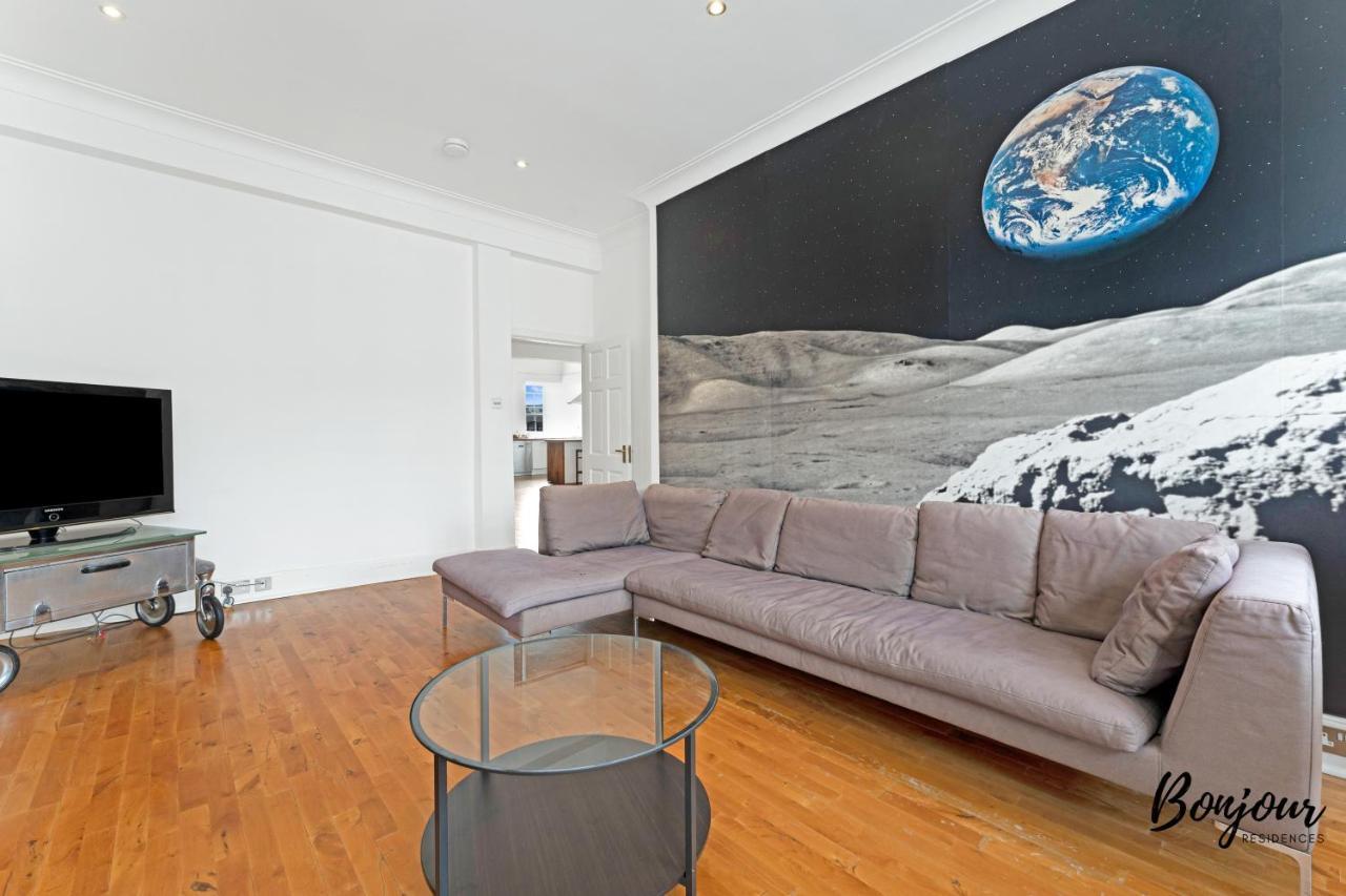 Old Town Spacious 5Br-2Ba, Near Royal Mile By Bonjour Residences Edinburgh Bagian luar foto