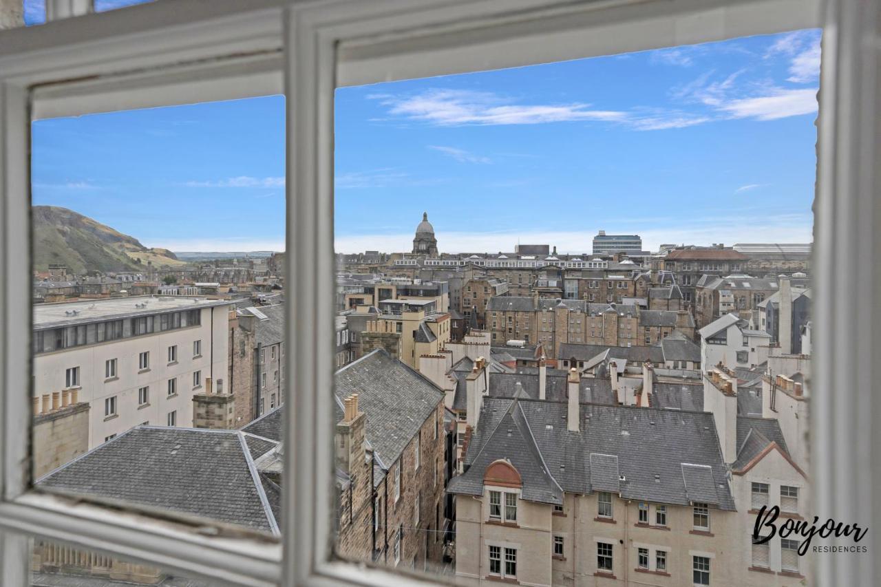 Old Town Spacious 5Br-2Ba, Near Royal Mile By Bonjour Residences Edinburgh Bagian luar foto